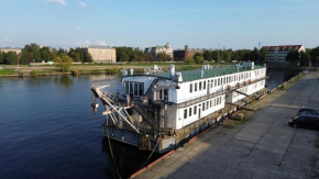 Float House Nr 659